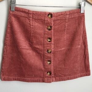Forever 21 Mini Skirt Size Small **